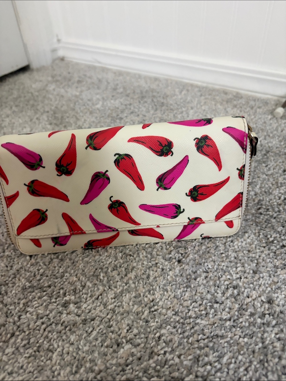 kate spade Cream Zip-Around Wallet with Red & Pink Pepper Pattern - Picture 2 of 7
